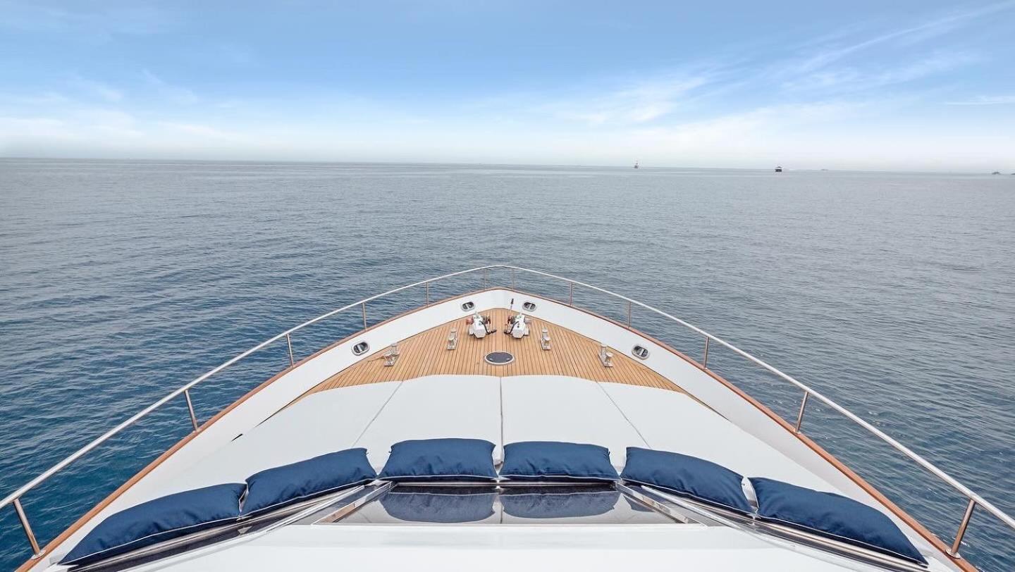 Botel Zaffiro Yacht - Festival De La Plaisance 2024